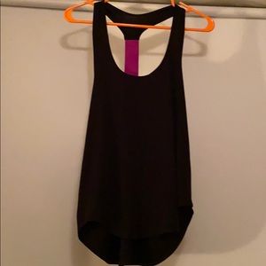 Onzir Tank Top
